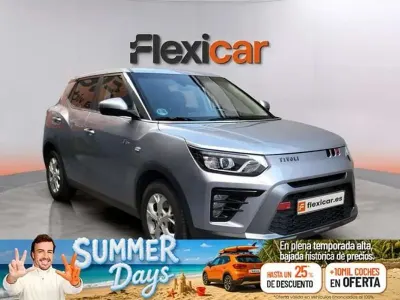 Usado SsangYong Tivoli 163 CV (119 kW) 2024 Gris SUV