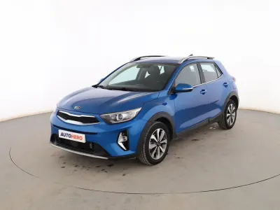 Usado Kia Stonic 101 CV (74 kW) 2021 Azul SUV