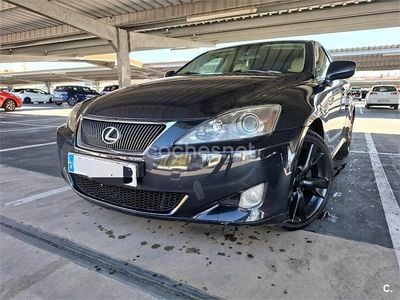 Usado Lexus IS220d 177 CV (130 kW) 2008 Gris / plata Berlina