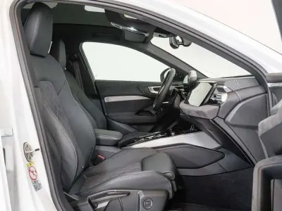 Usado Audi A5 204 CV (150 kW) 2025 Blanco Familiar