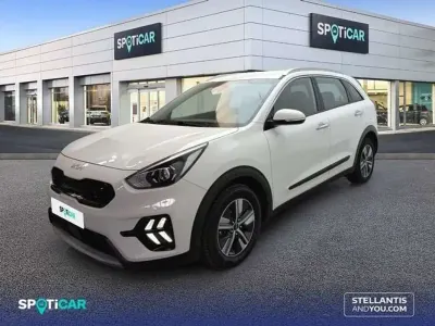 Usado Kia Niro 141 CV (103 kW) 2022 Blanco SUV