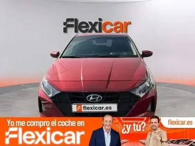 Usado Hyundai i20 100 CV (73 kW) 2023 Rojo Utilitario