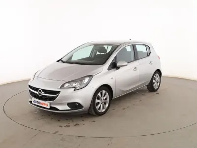 Usado Opel Corsa Selective 90 CV (66 kW) 2018 Plata Utilitario
