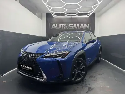 Usado Lexus UX 250h 184 CV (135 kW) 2020 Azul SUV