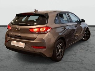 Usado Hyundai i30 120 CV (88 kW) 2022 Bronce silky Utilitario