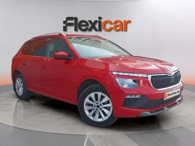 Usado Skoda Kamiq 116 CV (85 kW) 2024 Rojo SUV