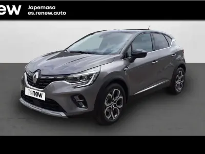 Usado Renault Captur Zen 140 CV (102 kW) 2022 Gris kng negro gne SUV