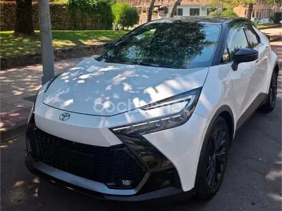 Usado Toyota C-HR Sport 184 CV (135 kW) 2024 Blanco SUV