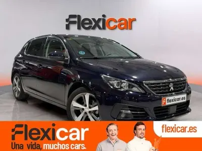Usado Peugeot 308 Allure 131 CV (96 kW) 2018 Azul Utilitario