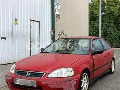 Usado Honda Civic S 90 CV (66 kW) 1999 Rojo Berlina