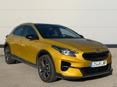 Usado Kia XCeed 141 CV (103 kW) 2022 Amarillo SUV