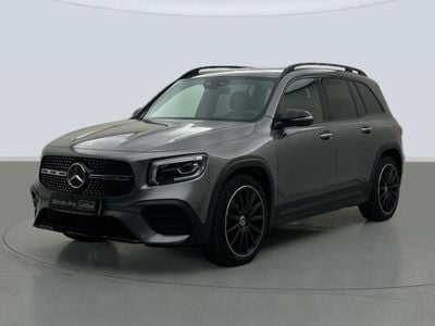 Mercedes GLB220