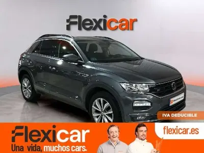 Usado VW T-Roc Advance 116 CV (85 kW) 2022 Gris SUV