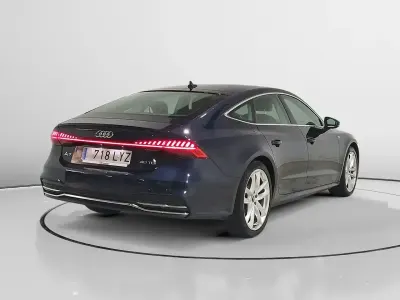 Begagnad Audi A7 Ambiente 204 HK (150 kW) 2022 Blå Sedan