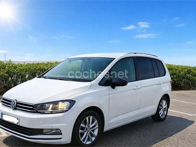 Usado VW Touran Advance 110 CV (80 kW) 2016 Blanco Monovolumen