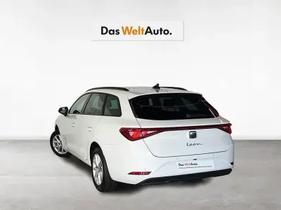 Usado Seat Leon Style 116 CV (85 kW) 2025 Blanco