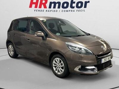 Usado Renault Scénic III Dynamique 130 CV (95 kW) 2012 Monovolumen