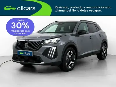 Usado Peugeot 2008 Allure 136 CV (100 kW) 2025 Gris SUV