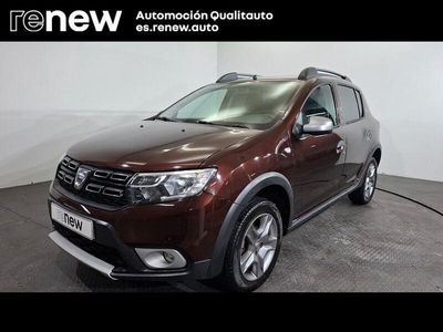 Usado Dacia Sandero Stepway Ambiance 90 CV (66 kW) 2017 Marrón Berlina