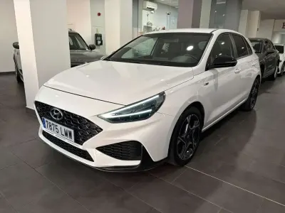 Usado Hyundai i30 N Line 120 CV (88 kW) 2021 Blanco Utilitario