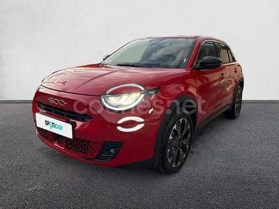 Rojo Usado 2025 Fiat 600 La Prima SUV | 22.990 € (Precio justo)