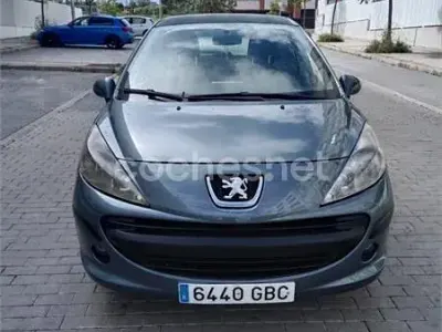 Usado Peugeot 207 90 HP (66 kW) 2007 Cinzento Sedan