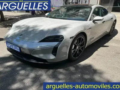 Usado Porsche Taycan Turbo 884 CV (650 kW) 1970 Blanco Berlina