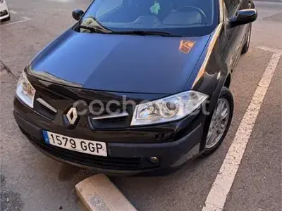 Usado Renault Mégane III 105 CV (77 kW) 2008 Negro Berlina