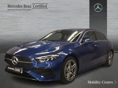 Usado Mercedes A180 116 CV (85 kW) 2024 Azul espectra Berlina