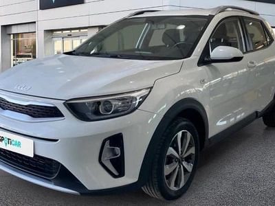 Blanco Usado 2023 Kia Stonic SUV | 14.500 € (Precio justo)
