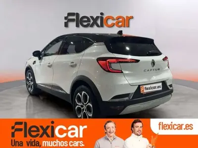 Używany Renault Captur Evolution 140 KM (102 kW) 2022 Biały SUV