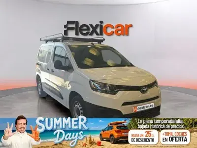 Usado Toyota Proace City City 131 CV (96 kW) 2021 Blanco Monovolumen