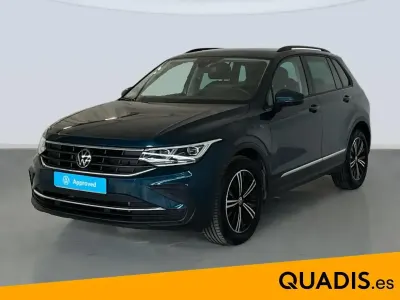 Käytetty VW Tiguan Life 150 HP (110 kW) 2024 Sininen Katumaasturi