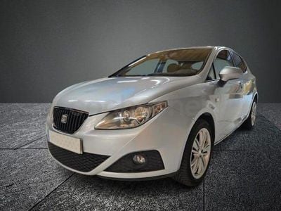 Usado Seat Ibiza Sport 90 CV (66 kW) 2010 Gris / plata Berlina