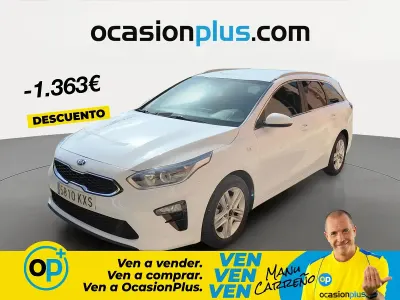 Usado Kia Ceed 140 CV (102 kW) 2019 Blanco Utilitario