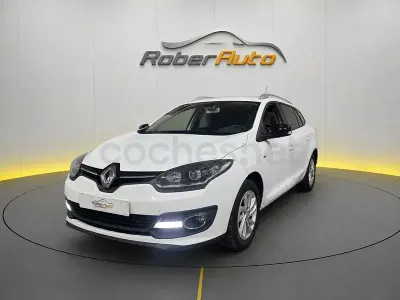 Usado Renault Mégane GrandTour Life 115 CV (84 kW) 2015 Blanco Familiar