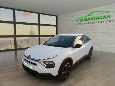 Usado Citroën C4 Feel 110 CV (80 kW) 2022 Blanco