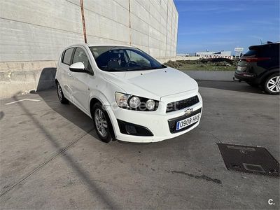 Usado Chevrolet Aveo LT 95 CV (69 kW) 2011 Blanco Berlina