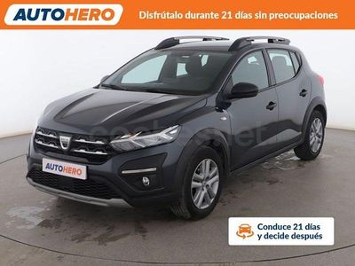 Gris / plata Usado 2022 Dacia Sandero Essentiel Berlina | 13.499 € (Precio justo)