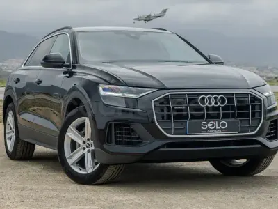 Usado Audi Q8 Ambiente 340 CV (250 kW) 2022 Negro SUV
