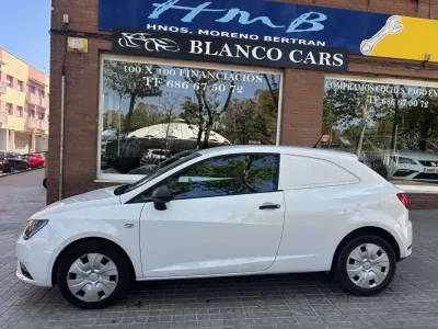 Usado Seat Ibiza SC 75 CV (55 kW) 2017 Blanco Utilitario
