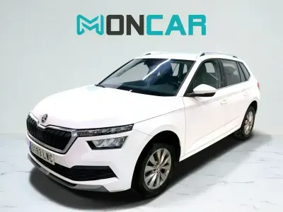 Usado Skoda Kamiq 110 CV (80 kW) 2022 Blanco SUV