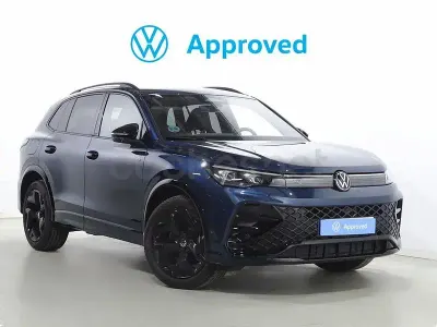 Usado VW Tiguan R-line 150 CV (110 kW) 2024 Azul SUV