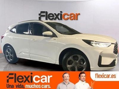 Usado Ford Kuga ST-Line 150 CV (110 kW) 2025 Blanco SUV