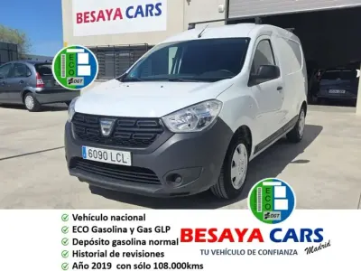 Usado Dacia Dokker Essentiel 102 CV (75 kW) 2019 Blanco Monovolumen