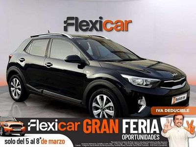 Usado Kia Stonic 101 CV (74 kW) 2022 Negro SUV