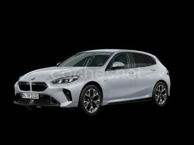 Usado BMW 120 Comfort Edition 163 CV (119 kW) 2025 Gris / plata Utilitario