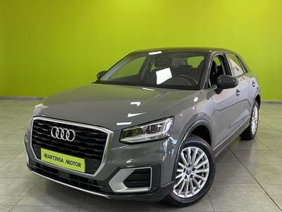 Usado Audi Q2 Design 116 CV (85 kW) 2019 Gris SUV