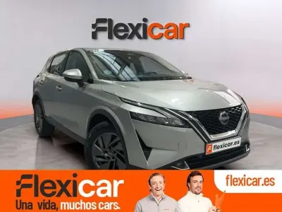 Usado Nissan Qashqai Acenta 158 CV (116 kW) 2024 Gris SUV