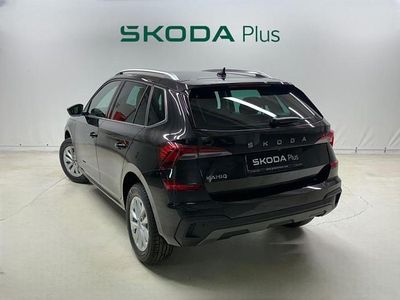 Usado Skoda Kamiq Selection 115 CV (84 kW) 2025 Negro SUV